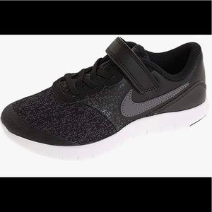 SOLD Nike Boys Contact Black/Grey Size 3Y Sneakers